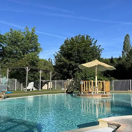 Mobil-home Avec Terrasse Pour 6 Personnes - Api-1-52-545 *