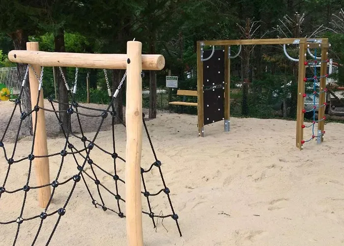 Mobil-home Avec Terrasse Pour 6 Personnes - Api-1-52-545 Camping